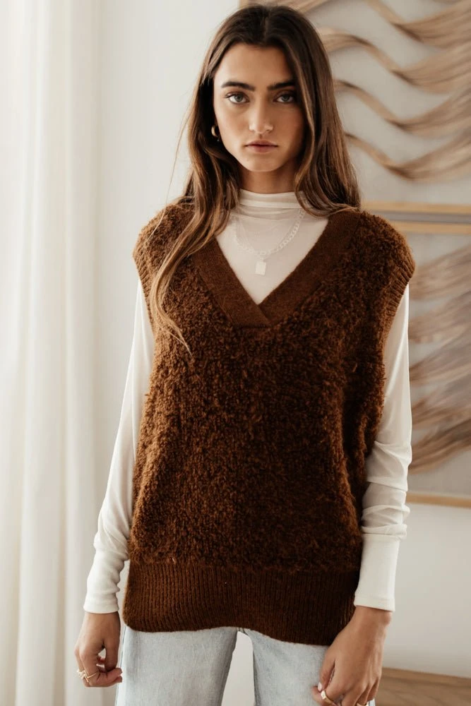 Vero Moda Lucia Sweater Vest In Brown 6 Vero Moda Lucia Sweater Vest In Brown
