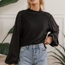 SINA Sweaters Carsyn Sweater In Black - FINAL SALE 14 SINA Sweaters Carsyn Sweater In Black - FINAL SALE