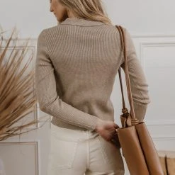 CRESCENT Eda Ribbed Shirt In Oatmeal 12 CRESCENT Eda Ribbed Shirt In Oatmeal