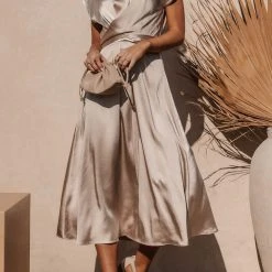 WORUI Rosalind Midi Dress In Champagne