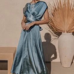 WORUI New Arrivals PREORDER - Rosalind Midi Dress In Blue