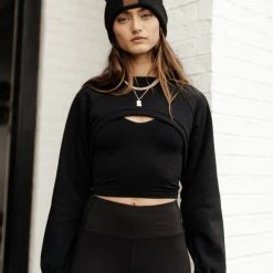 Sweaters Vero Moda Alia Ultra-Cropped Sweater In Black