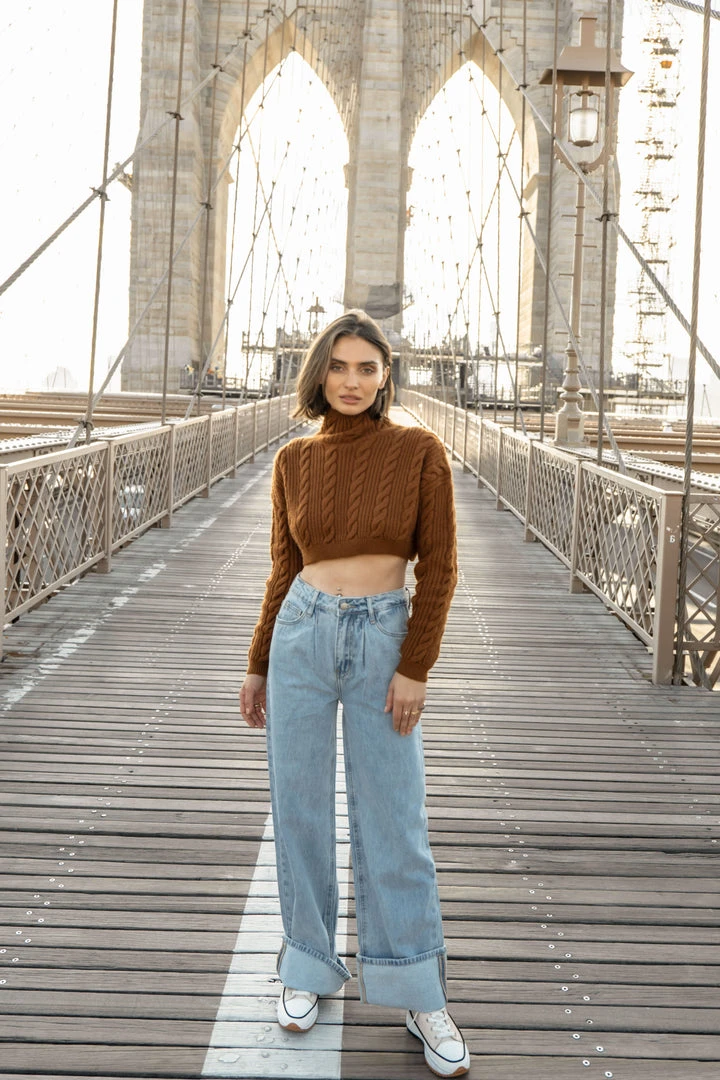 LISTICLE Sweaters Kenneth Cropped Sweater 6 LISTICLE Sweaters Kenneth Cropped Sweater
