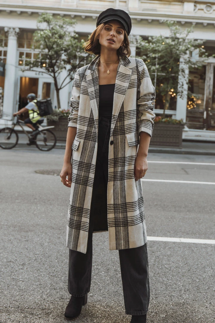 QIZHEN Natalya Plaid Coat Outerwear 3 QIZHEN Natalya Plaid Coat Outerwear