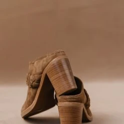 DV-DOLCE VITA Fresh Markdowns Dolce Vita Shirley Heeled Mules - FINAL SALE