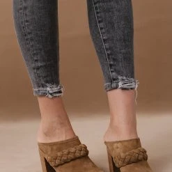 DV-DOLCE VITA Fresh Markdowns Dolce Vita Shirley Heeled Mules - FINAL SALE