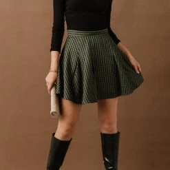 LISTICLE Skirts Gabby Pleated Gingham Skirt In Brown - FINAL SALE 19 LISTICLE Skirts Gabby Pleated Gingham Skirt In Brown - FINAL SALE