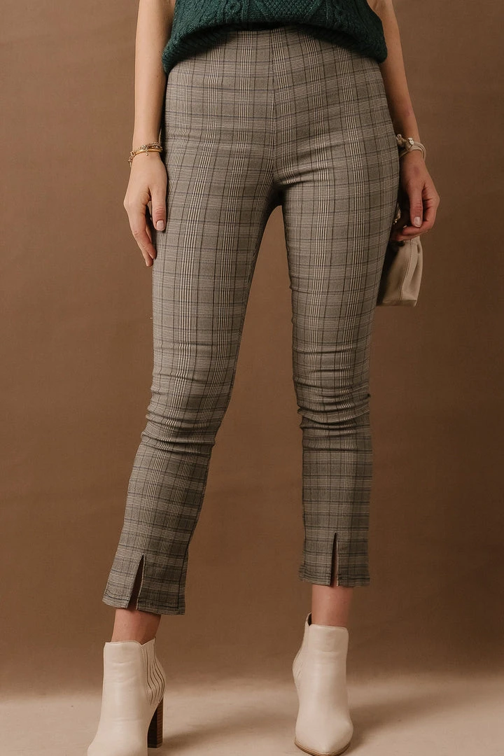 BAEVELY Jeffery Plaid Pants In Brown 5 BAEVELY Jeffery Plaid Pants In Brown