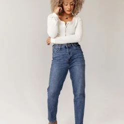 KANCAN Bohme Payton Mom Jeans In Medium Wash