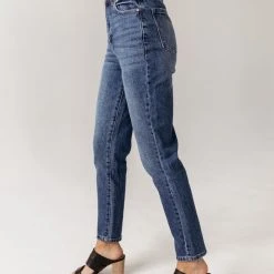 KANCAN Bohme Payton Mom Jeans In Medium Wash