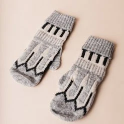 Vero Moda Cory Mittens - FINAL SALE Scarves & Gloves
