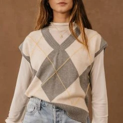 PROMESA Sweaters Ella Argyle Sweater Vest In Camel - FINAL SALE