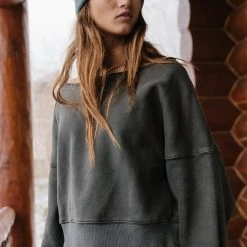 SINA Isis Cropped Pullover In Charcoal - FINAL SALE Sweaters