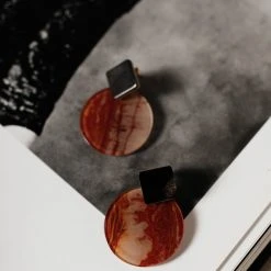 LA RADIANT VAL JEAN GLOBAL Elyse Resin Earrings