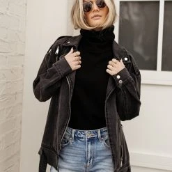 Sweaters Vero Moda River Sweater Vest In Black - FINAL SALE