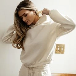 Back In Stock Vero Moda Dinah Pullover In Ivory