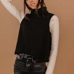 Sweaters Vero Moda River Sweater Vest In Black - FINAL SALE