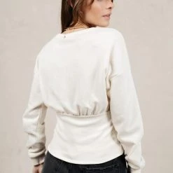 Vero Moda Callie Top In Brown - FINAL SALE