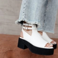 FREE SOUL/MIRACLE MILE Alejandra Heeled Sandals In White