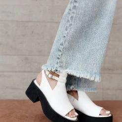 FREE SOUL/MIRACLE MILE Alejandra Heeled Sandals In White