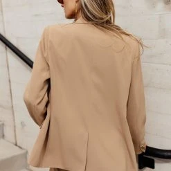 AARON & AMBER Romaine Blazer In Camel