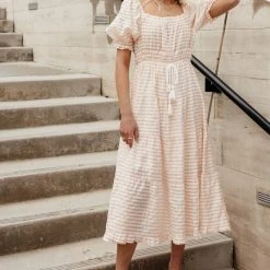 MOON RIVER Fresh Markdowns Livie Midi Dress In Pink - FINAL SALE