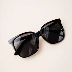 BAG BOUTIQUE Miranda Square Sunglasses