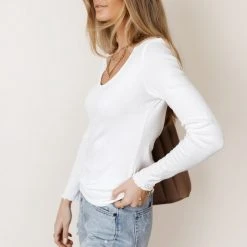 Bohme Essentials Vero Moda Rita Top In White