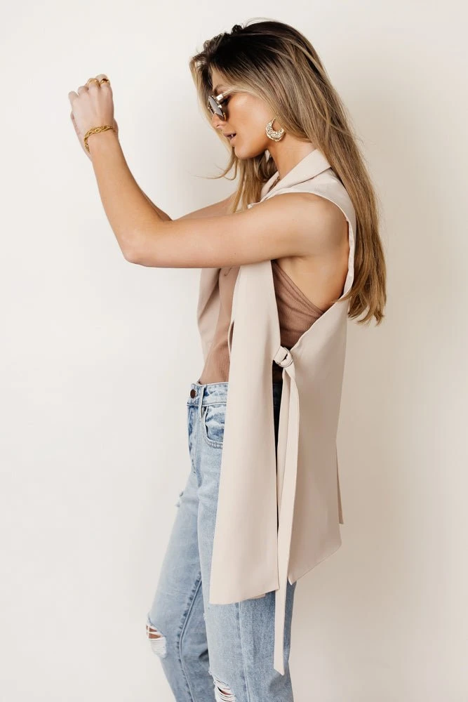 WORUI Rosamund Open Side Vest In Tan 6 WORUI Rosamund Open Side Vest In Tan