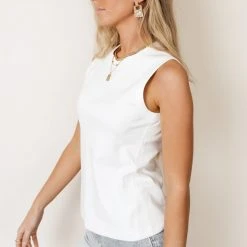 WORUI Kirby Tank In White Bohme Essentials 12 WORUI Kirby Tank In White Bohme Essentials