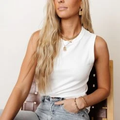 WORUI Kirby Tank In White Bohme Essentials