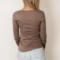 Bohme Essentials Vero Moda Rita Top In Dark Taupe