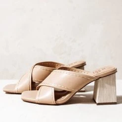 FREE SOUL/MIRACLE MILE Shoes Jade Heels In Nude
