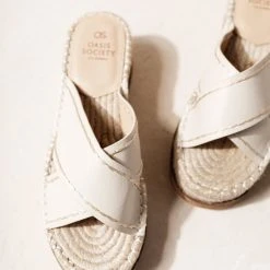 FREE SOUL/MIRACLE MILE Lucia Sandals In Beige