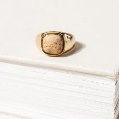 LA RADIANT VAL JEAN GLOBAL Lola Stone Ring Rings