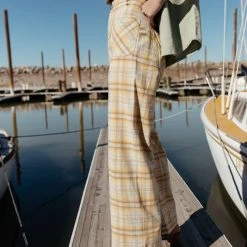 WELLMADE INC Noemie Plaid Pants New Arrivals