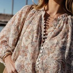 DRESS FORUM Llana Button Blouse