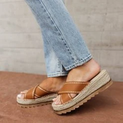 FREE SOUL/MIRACLE MILE Lucia Sandals In Brown Shoes