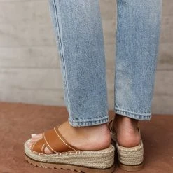 FREE SOUL/MIRACLE MILE Lucia Sandals In Brown Shoes