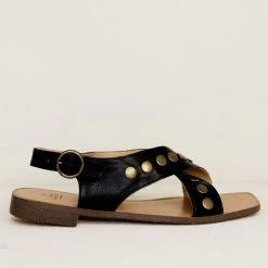 FREE SOUL/MIRACLE MILE Kylie Sandals In Black - FINAL SALE Fresh Markdowns