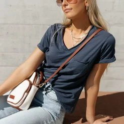 SINA Tops Ayla Tee In Blue