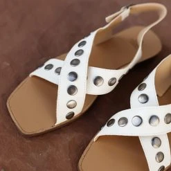 FREE SOUL/MIRACLE MILE Kylie Sandals In White - FINAL SALE Fresh Markdowns