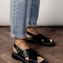 BEAST FASHION Millie Sandals In Black New Arrivals