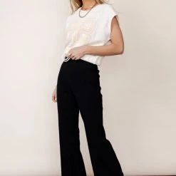 WORUI Kelsey Graphic Top - FINAL SALE Fresh Markdowns