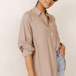 FUN 2 FUN Maude Button Down Blouse In Taupe