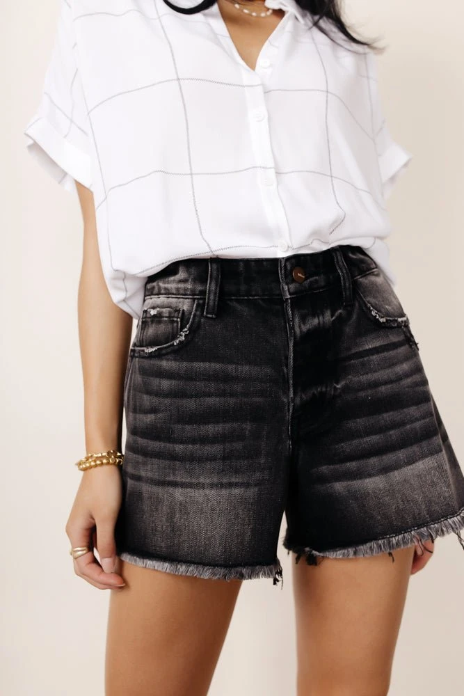 KANCAN Raelynn Denim Shorts In White 11 KANCAN Raelynn Denim Shorts In White