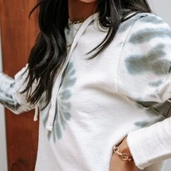 MONO B Everett Tie Dye Hoodie Sweaters