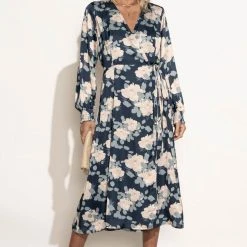 WORUI Tara Wrap Dress - FINAL SALE Fresh Markdowns 10 WORUI Tara Wrap Dress - FINAL SALE Fresh Markdowns