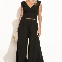 WORUI New Arrivals Sylvia Pants In Black 12 WORUI New Arrivals Sylvia Pants In Black