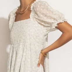 WELLMADE INC Kerry Floral Dress Dresses